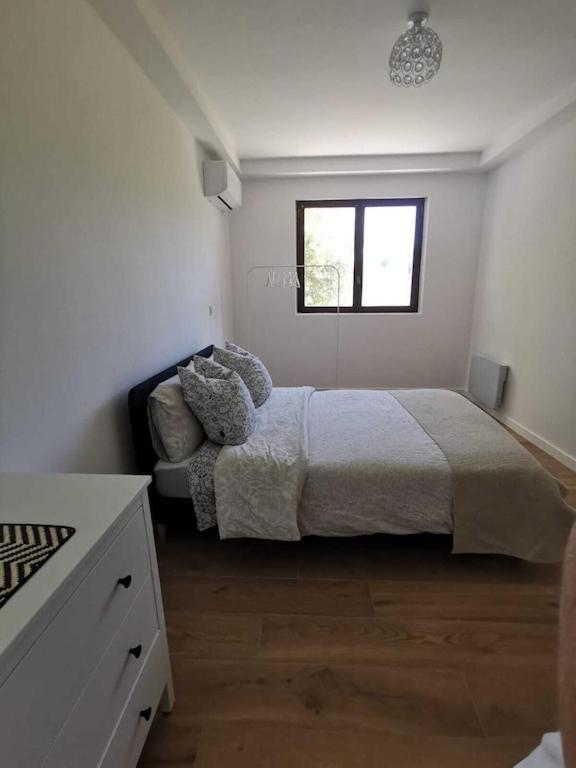Bas De Villa Au Calme Villeneuve-Loubet Exterior foto